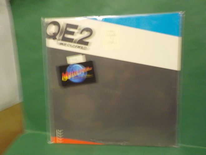 MIKE OLDFIELD - QE2 M-/EX RARE SUOMI LP