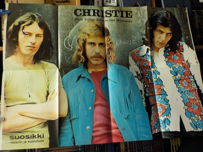 CHRISTIE JULISTE SUOSIKKI LEHDESTÄ