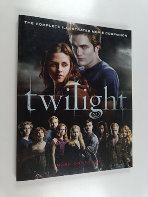 Stephenie Meyer ym. : Twilight - The Complete Illustrated...
