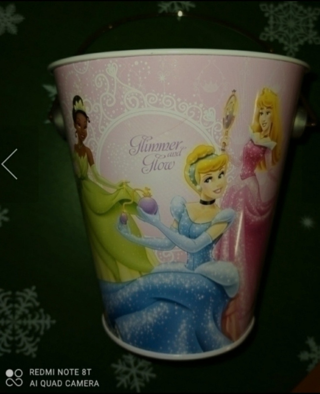 Pieni prinsessat ämpäri korkeus 11,5cm