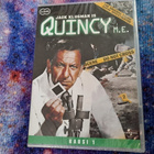 Quincy M.e. 1.Tuotantokausi (2Dvd) (UUSI) - pikkukuva 1