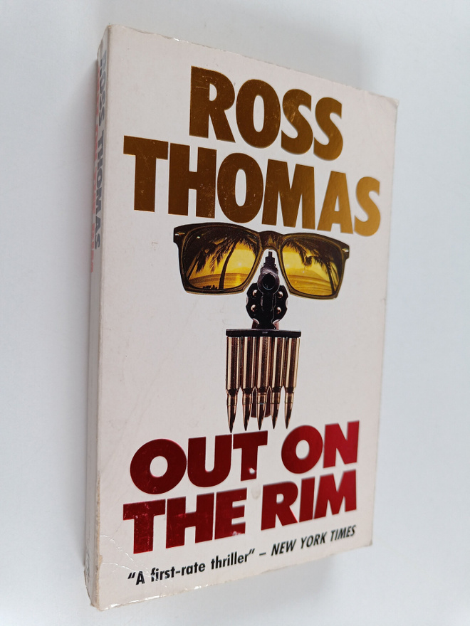 Ross Thomas : Out on the Rim