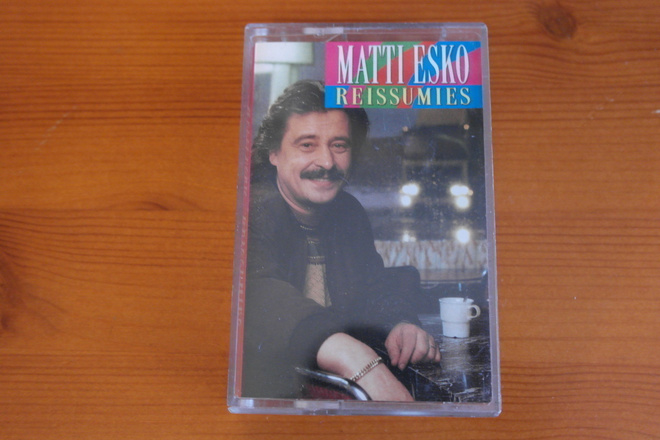 Matti Esko:Reissumies C-kasetti.Hyvä!