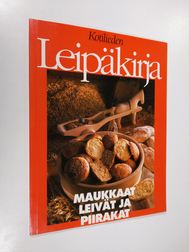 Inga Aaltonen : Kotilieden leipäkirja