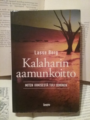 Lasse Berg - Kalaharin aamunkoitto (nid.)