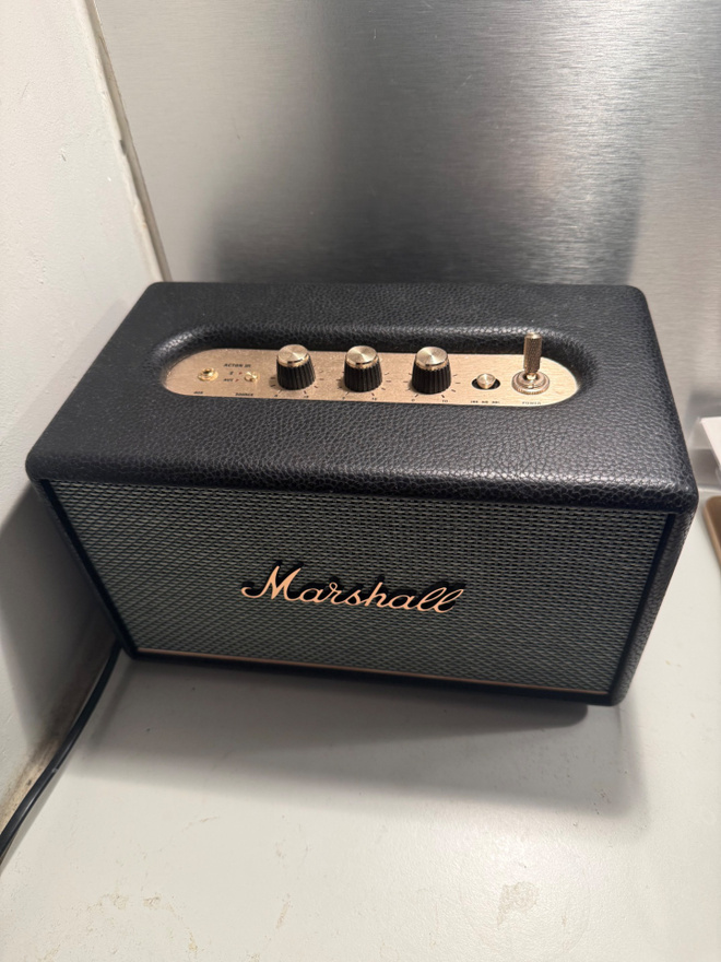 Marshall Acton III bluetooth-kaiutin (musta)