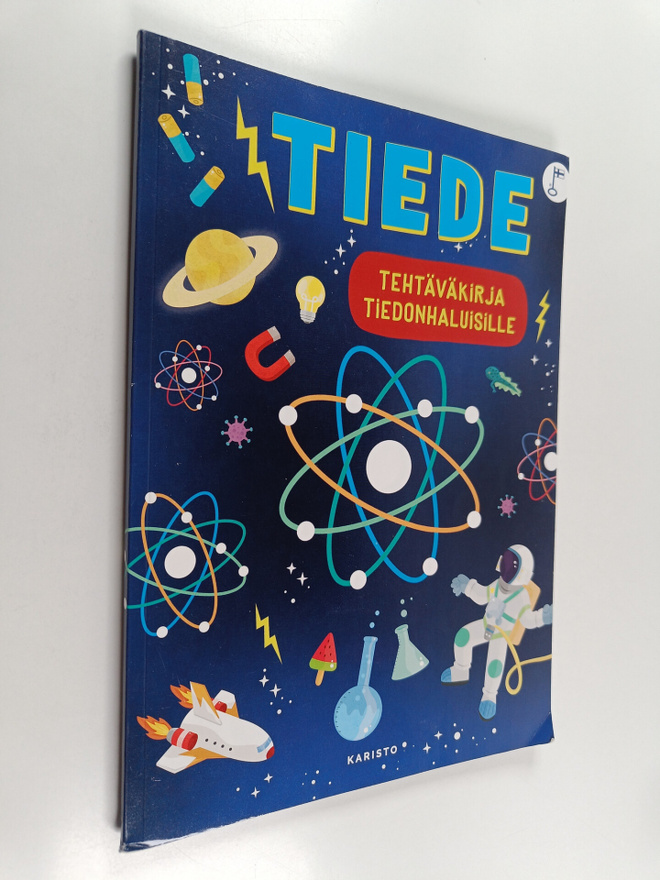 Georgie Fearns : Tiede : tehtäväkirja tiedonhaluisille