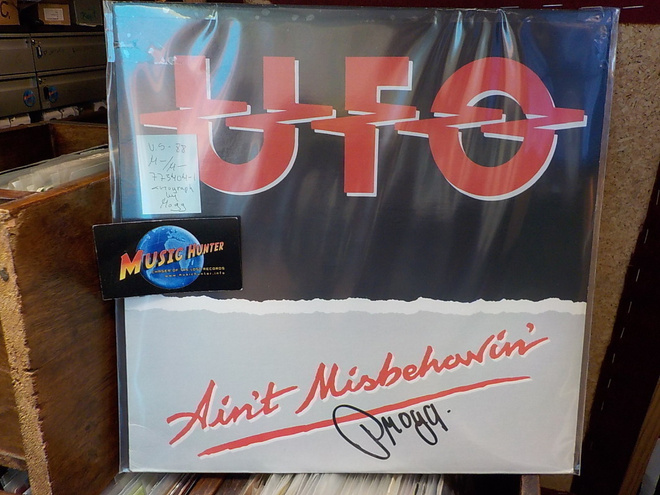 UFO - AIN'T MISBEHAVIN' M-/M- LP MOGG NIMMARILLA