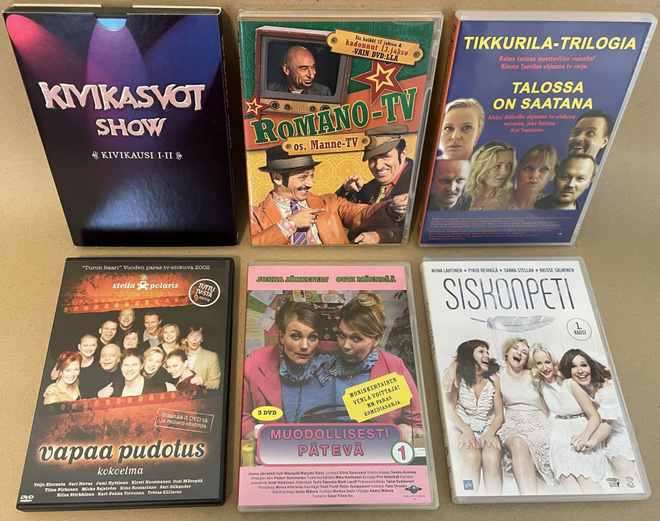 Kotimaisia komediasarjoja DVD