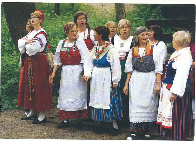 KANSALLISPUKUJA - kulkematon kortti