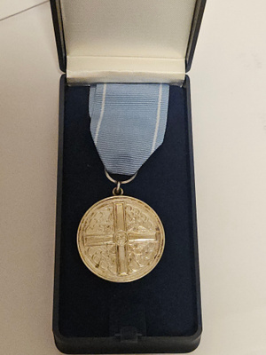 Pyhän Karitsan ritarikunnan 2. luokan mitali