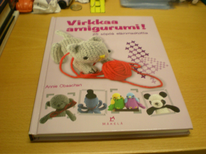 Annie Obaachan: Virkkaa amigurumi! - 25 söpöä eläinmaskottia