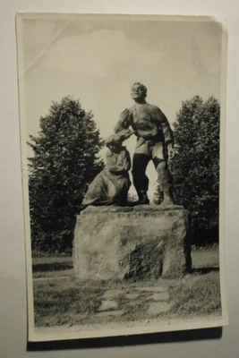 Saarijärvi, Paavon patsas, valokuvapk (A.A.), p. 1963