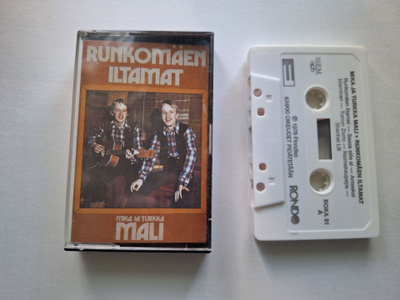 MIKA JA TURKKA MALI - RUNKOMÄEN ILTAMAT c-kasetti