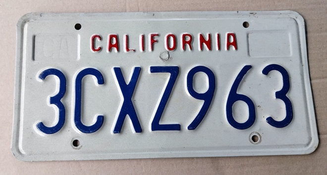 California Kalifornia REKISTERIKILPI