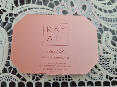 Kayali Freedom Discovery Layering Set setti