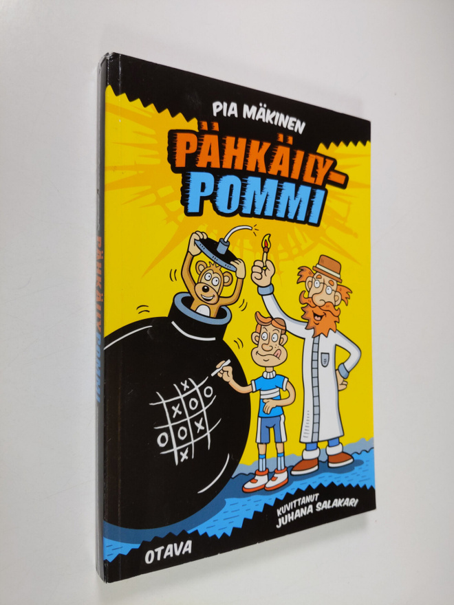 Pia Mäkinen : Pähkäilypommi
