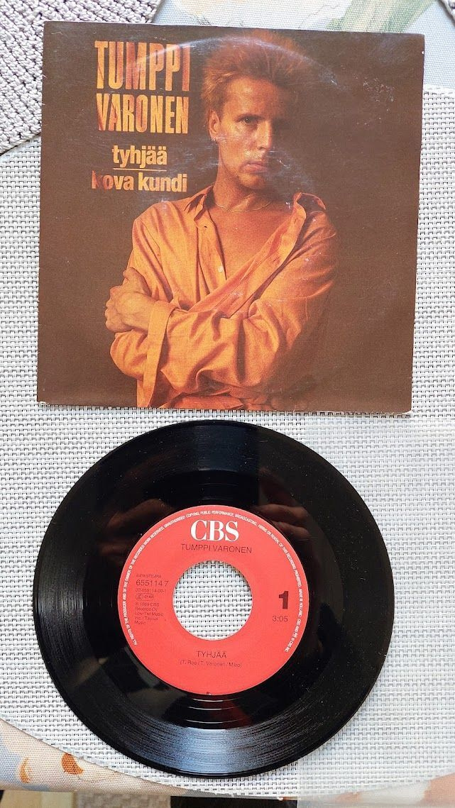7" Tumppi Varonen: Tyhjää / Kova kundi