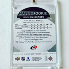 Janne Kuokkanen - 17-18 Premier Spectrum Rookie Autograph - pikkukuva 2