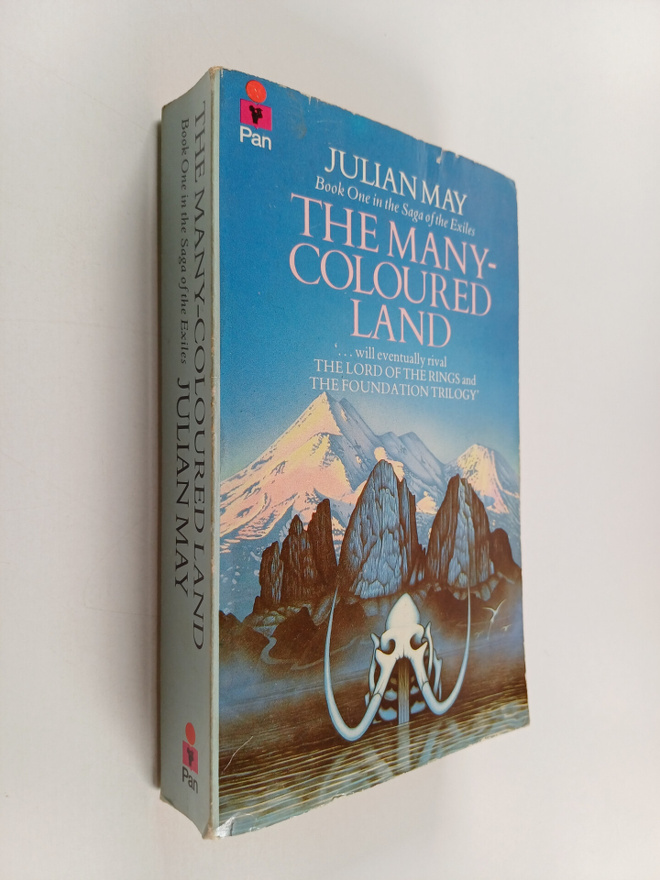 Julian May : The many-coloured land