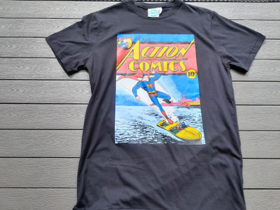 DC Comics / Action Comics Superman T-paita Koko M