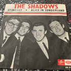 THE SHADOWS: Stingray * Alice In Sunderland * SWE 1965 - pikkukuva 1