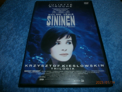 KOLME VÄRIÄ SININEN    -    DVD