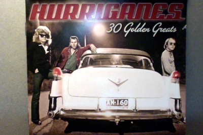 HURRIGANES :: 30 GOLDEN GREATS :: 2 x CD 2011