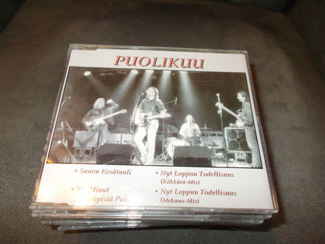 CDM PUOLIKUU ** SAAVU KESÄTUULI **