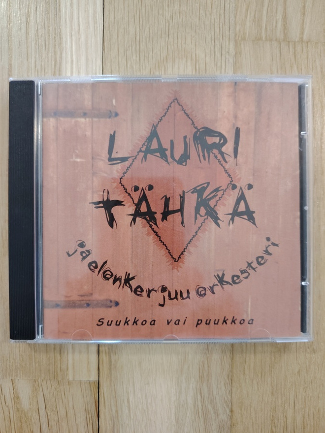 LAURI TÄHKÄ JA ELONKERJUU-ORKESTERI : Suukkoa vai puukkoa-CD