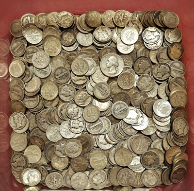 USA 1120 g 900 hopea rahoja = fine silver 1 kilo hopeaa.