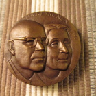 U.K.Kekkonen 1956 mitali / Raimo Heino 1977 - pikkukuva 1