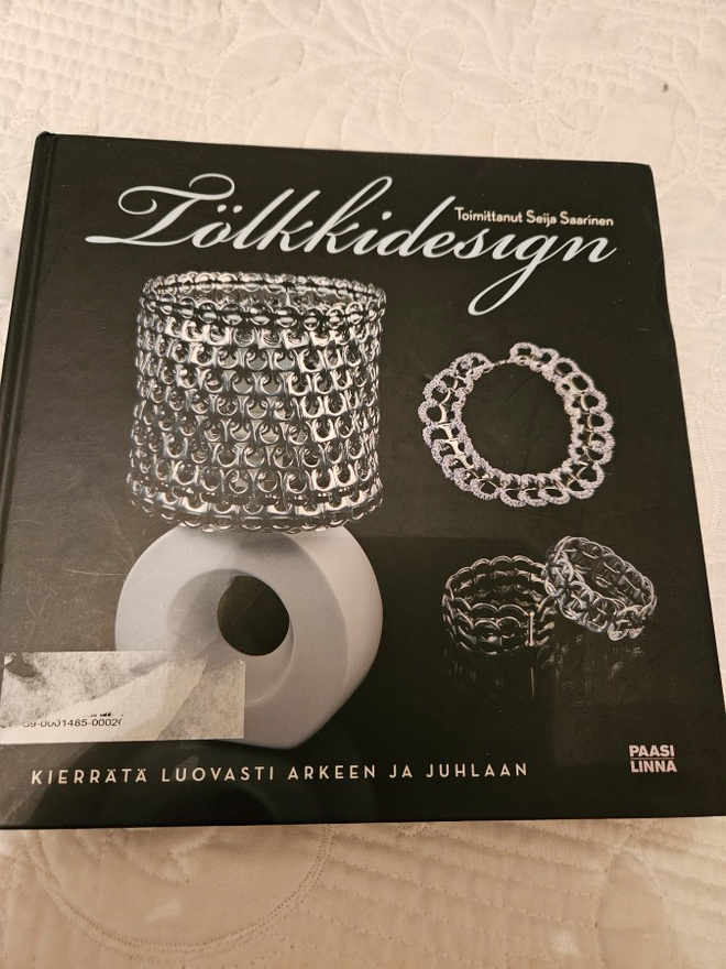 Tölkki design kirja