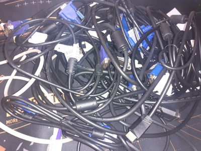Videokaapeleita - VGA, DVI ja HDMI