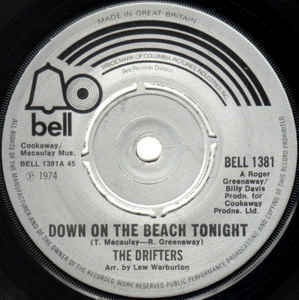 (7") The Drifters - Down On The Beach Tonight