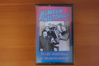 Humpan historiaa-Teijo Joutsela ja Humppaveikot C-kasetti.