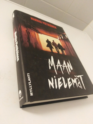Markku Pietikäinen: Maan nielemät