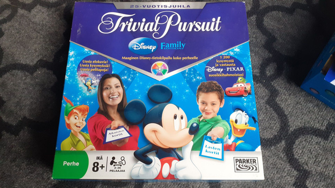 Disney Trivial Pursuit peli lautapeli