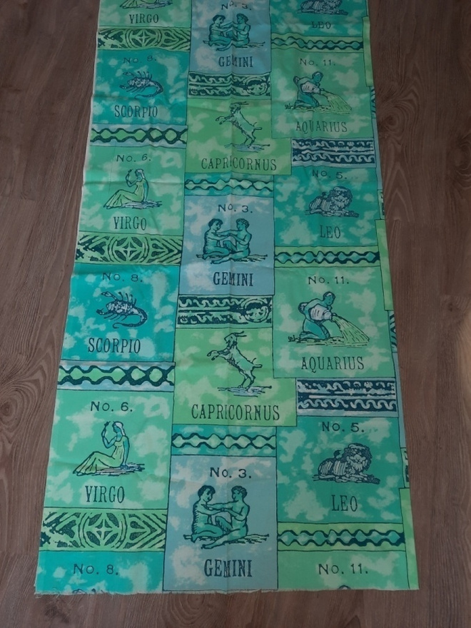 Horoskooppi puuvillakangas 150x180cm