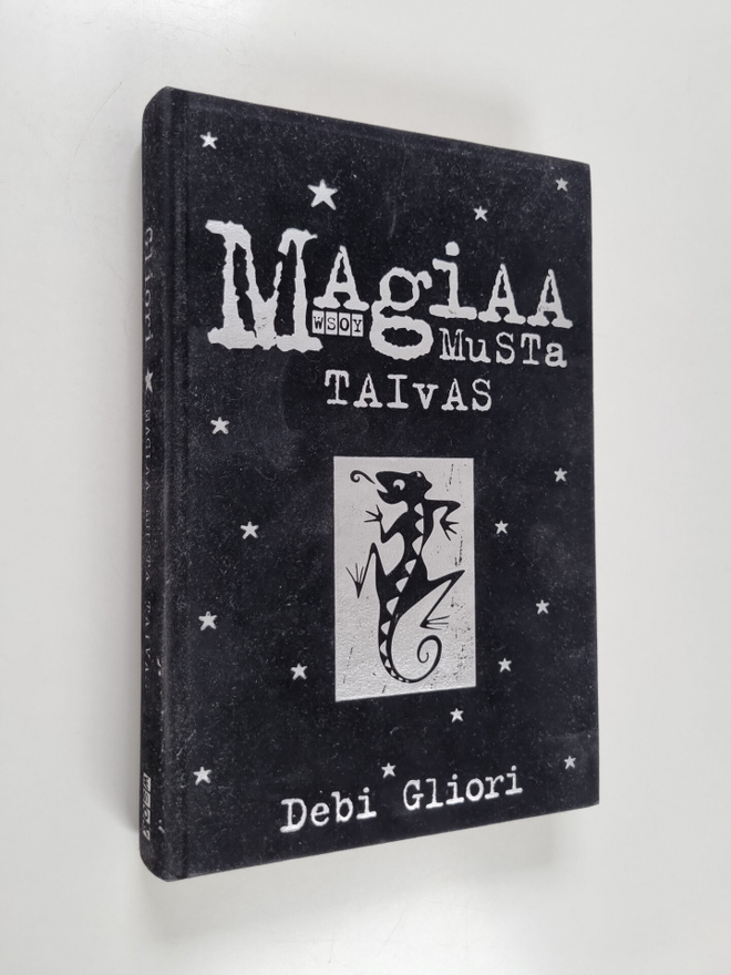 Debi Gliori : Magiaa musta taivas
