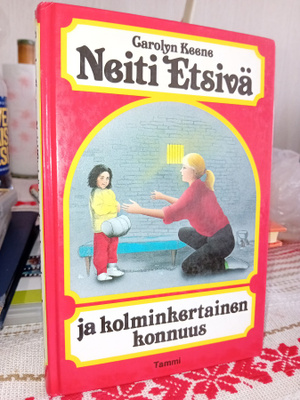 Keene: Neiti Etsivä ja kolminkertainen konnuus