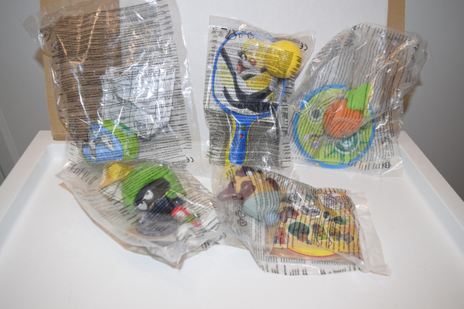 mcdonalds happy meal lelu looney tunes x5