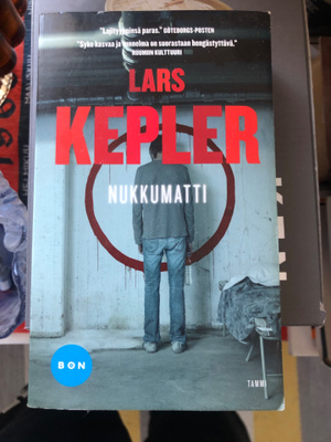 Lars Kepler: Nukkumatti. 2013.