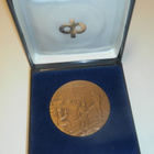 OKO-mitali, 80 v, 1902-1982 - pikkukuva 2