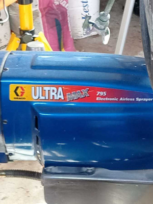 Painemaaliruisku ULTRA MAX 795