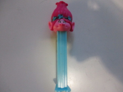 PEZ KARKKIANNOSTELIJA