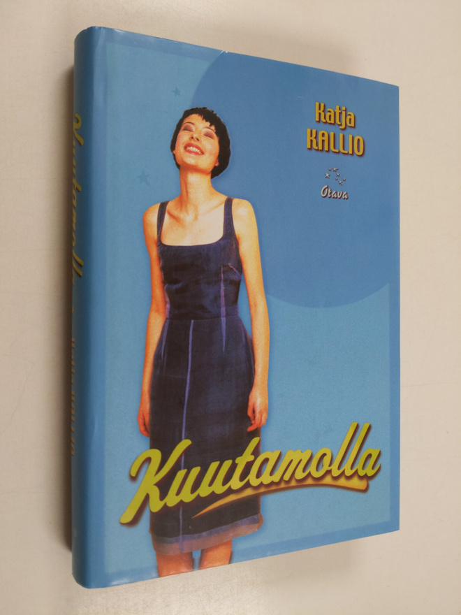 Katja Kallio : Kuutamolla : levoton tarina rakastamisesta