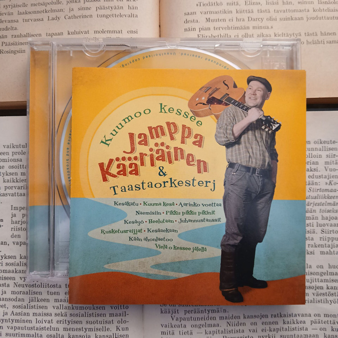 Jamppa Kääriäinen & Taastaorkesterj - Kuumoo kessee (CD)