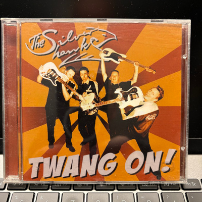 THE SILVER HAWKS - Twang On! cd (Surf, Rautalanka)