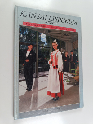 Kansallispukuja